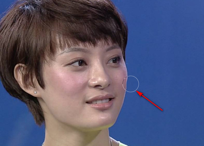 用Photoshop怎么修人像的胖瘦？