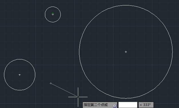 CAD中圆心的十字线如何画？