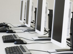 Word怎么在公式后面加上编号？