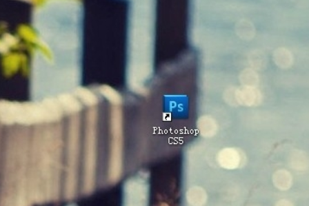 Photoshop魔棒怎么上色？
