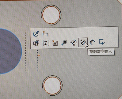 SolidWorks 可不可以像CAD那样画直线时直接标尺寸？