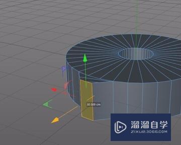 C4D模型的名称属性栏里的内容全没有了如何显示出来？