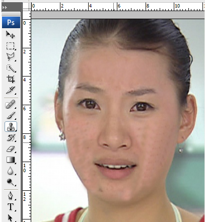 Photoshop仿制图章工具怎么使用？