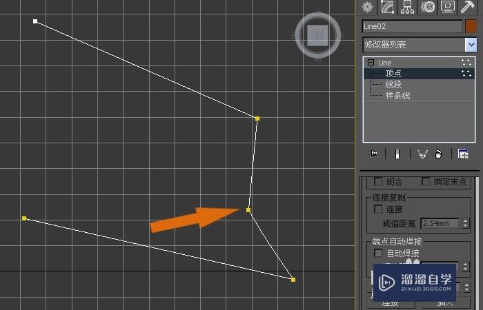 3DMax中如何将线段焊接成线？