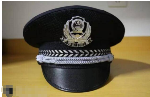 警察叔叔的帽子图片