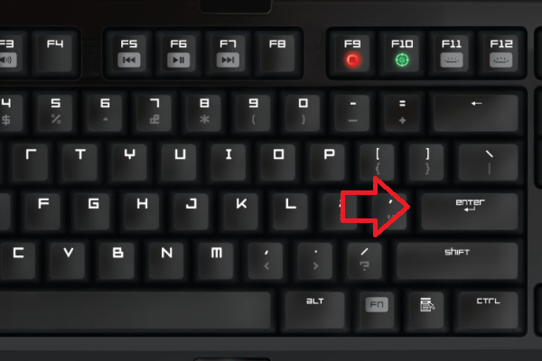 Excel中怎么在字符串中添加字符？