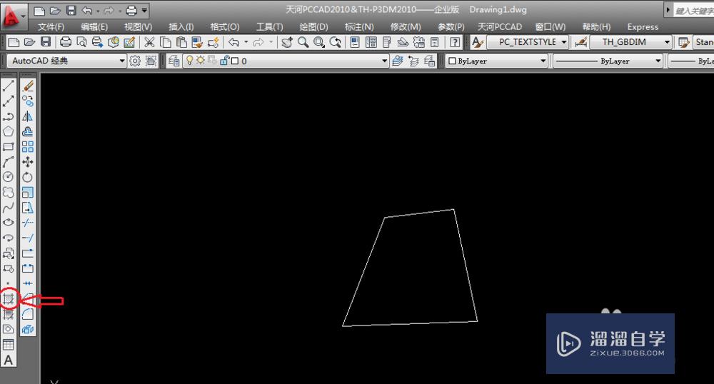 CAD如何<esred>填充</esred><esred>内部</esred>？