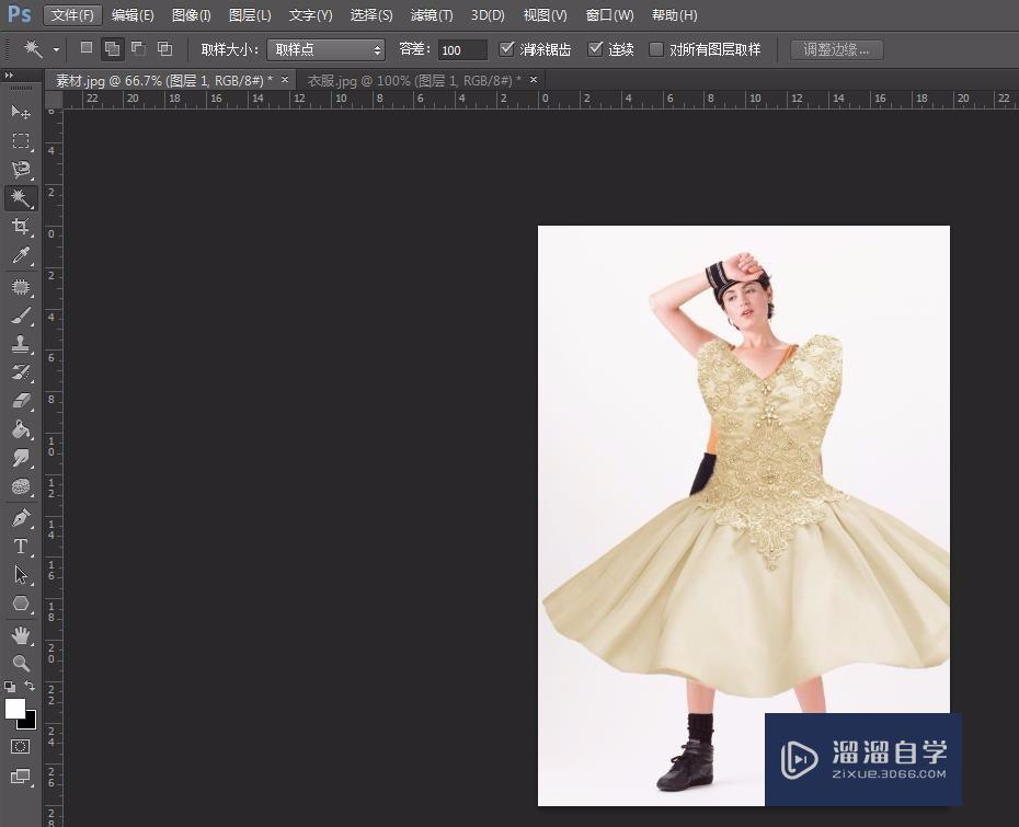 怎么用ps把衣服p到人身上