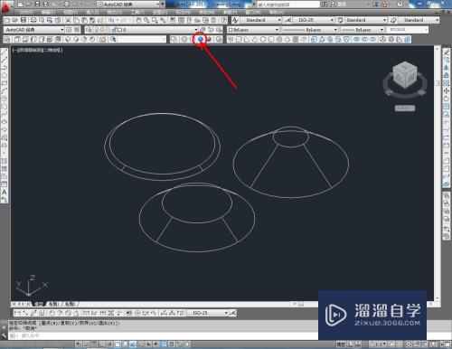 CAD如何三维倾斜拉伸？