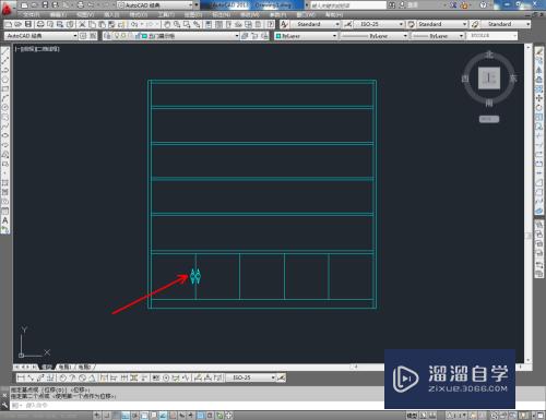 CAD怎么制作四门展示柜平面图(cad怎么制作四门展示柜平面图纸)