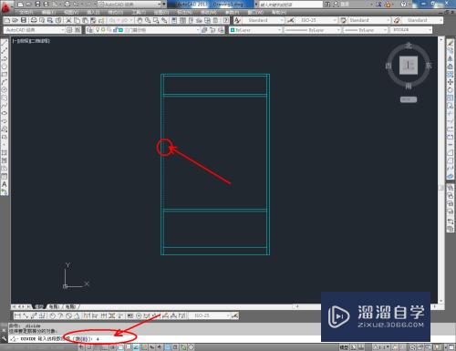 CAD如何制作三门展柜平面图？