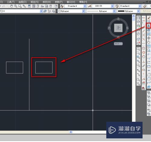 如何使用CAD绘制悬空通廊？