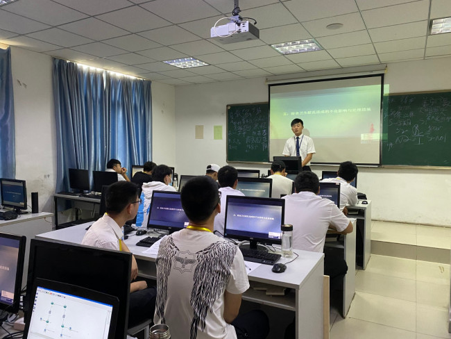 中博软件学院ui课堂实拍